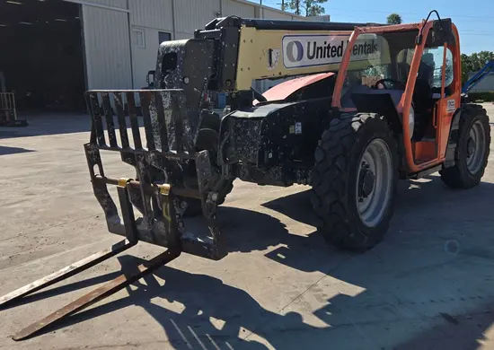 2017 JLG 742 Forklift