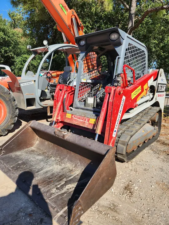 2022 Takeuchi TL6R Track Loader