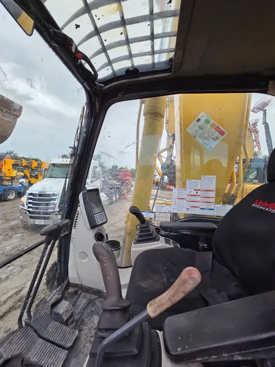 2019 Kobelco SK210LC-10 Excavator