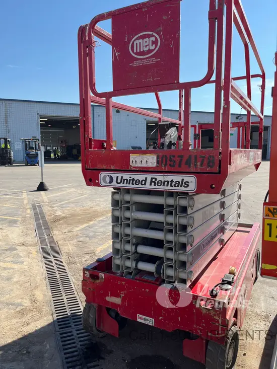 2017 MEC 4046SE Scissor Lift
