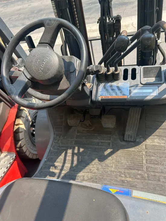 2019 Toyota 8FGU25 Warehouse Forklift