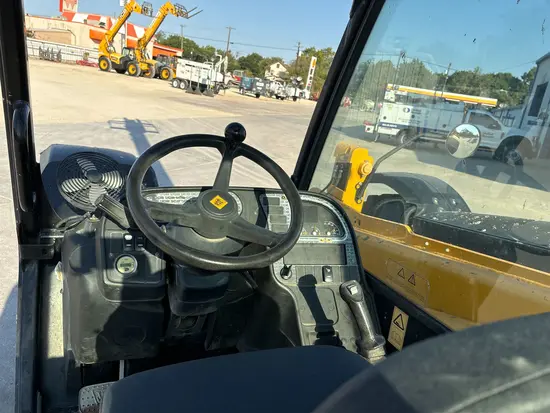 2017 JCB 507-42 Forklift