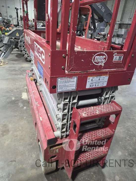 2020 MEC MICRO 26 Scissor Lift