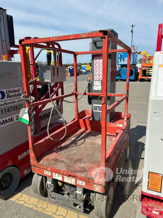 2018 Skyjack SJ16 Self-Propelled One-Person Lift