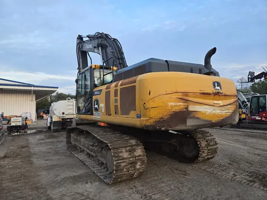 2021 John Deere 350G Excavator