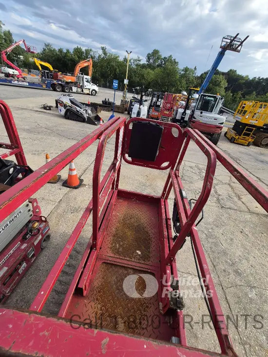 2018 MEC MICRO 19 Scissor Lift