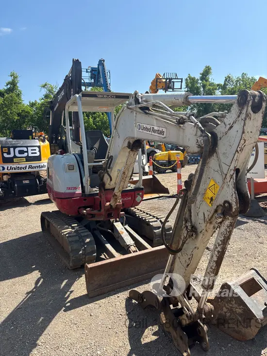 2020 Takeuchi TB235-2R Mini Excavator