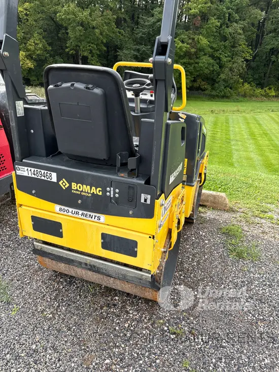 2022 BOMAG BW900-50 Double Drum Roller
