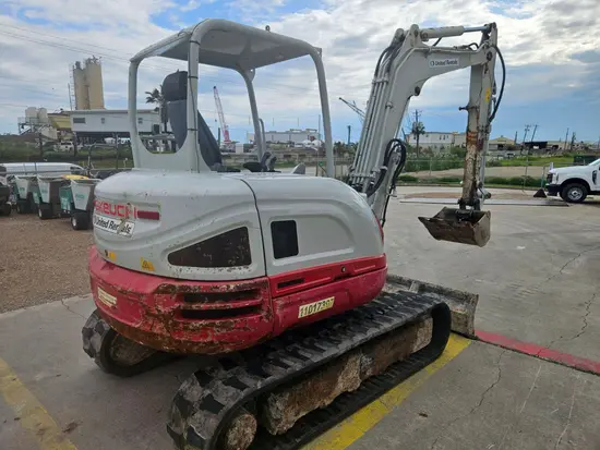 2019 Takeuchi TB250-2R Mini Excavator