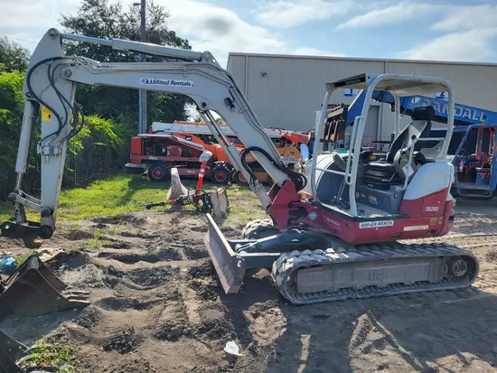 2021 Takeuchi TB260 Mini Excavator