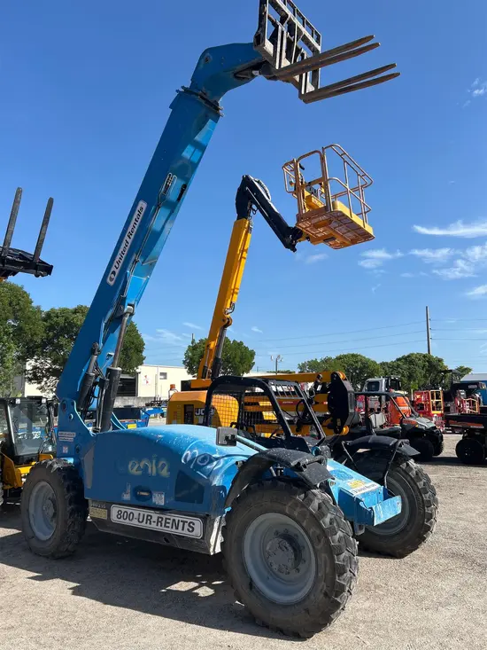 2016 Genie GTH-844 Forklift