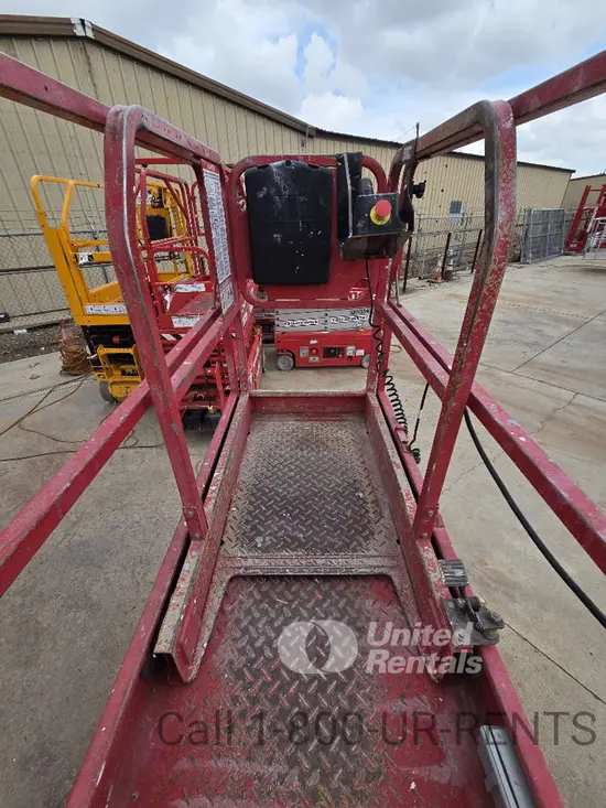 2018 MEC MICRO 19 Scissor Lift