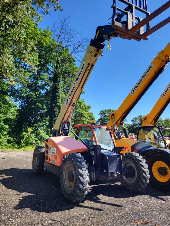 2017 JLG 943 S Forklift