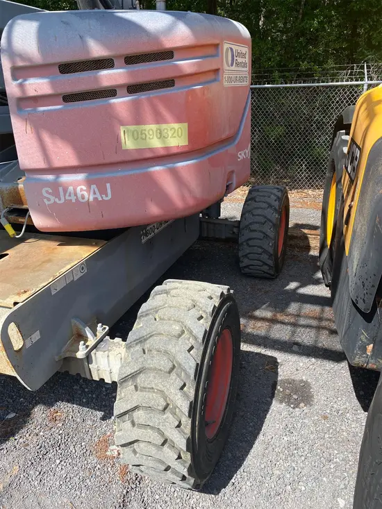 2017 Skyjack SJ46AJ Articulating Boom Lift