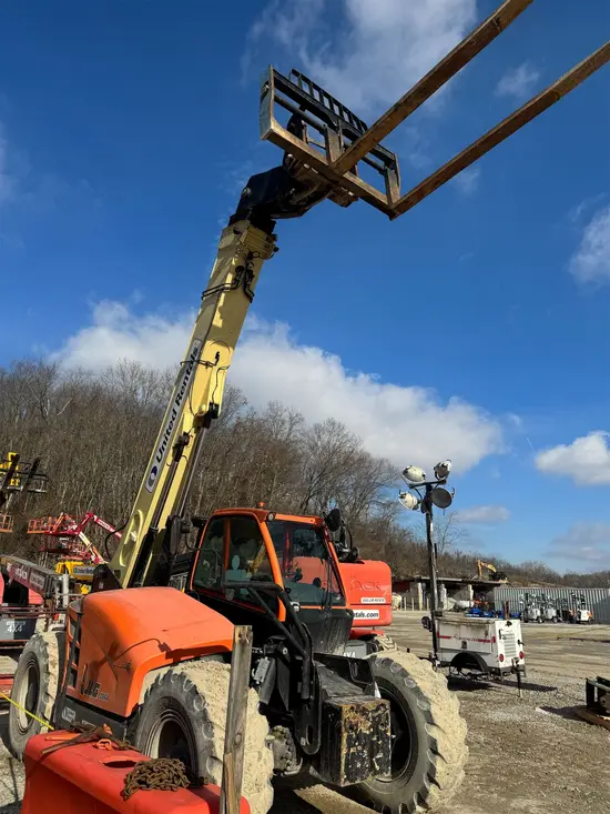 2020 JLG 1644 Forklift
