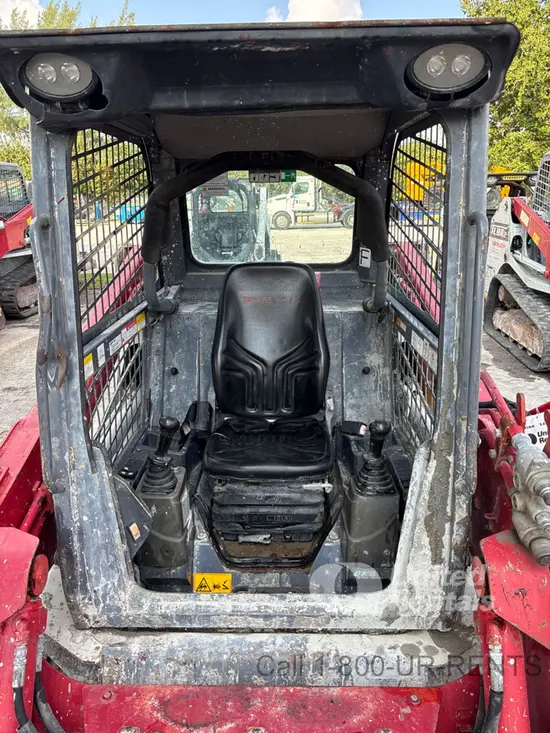 2021 Takeuchi TL8R2R Track Loader