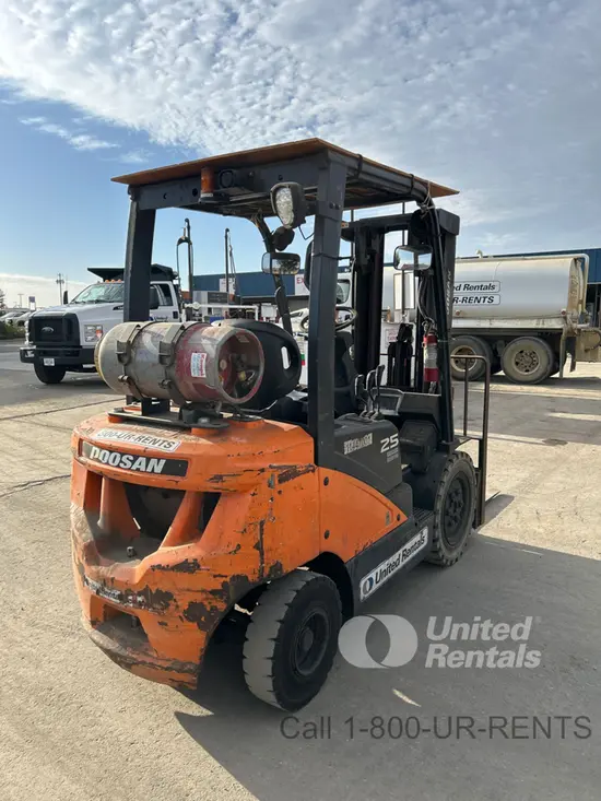 2022 Doosan G25P-7DF Warehouse Forklift