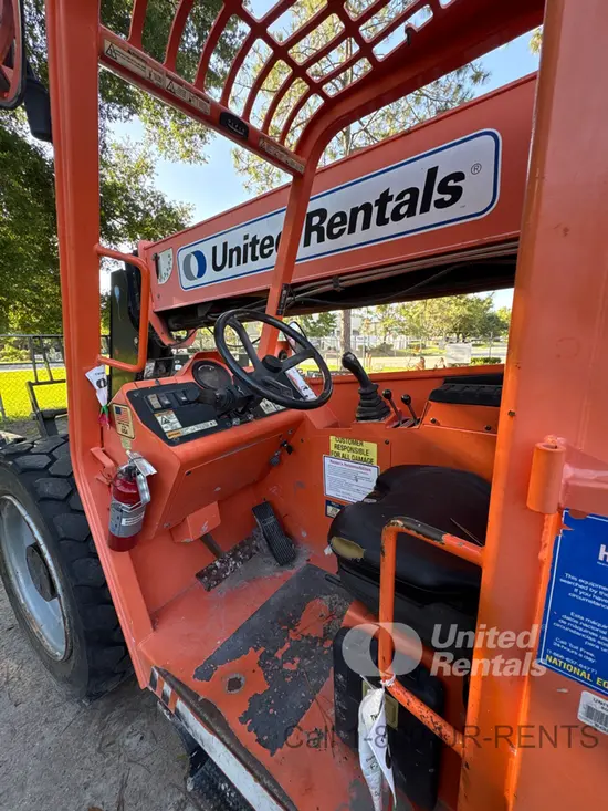 2018 SKYTRAK 6042 Forklift