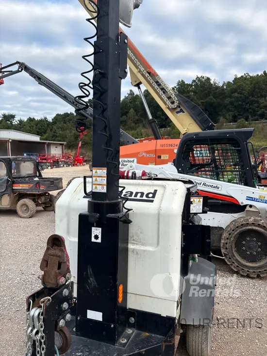 2018 Allmand NIGHT LIGHT V Portable Light Tower