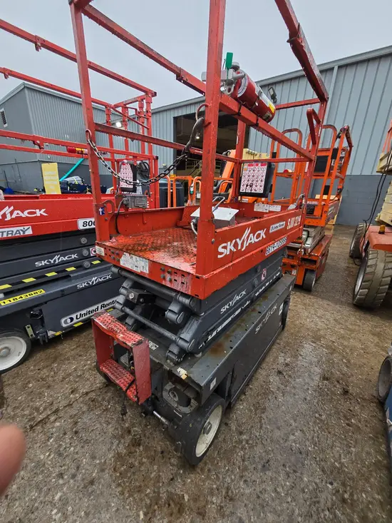 2018 Skyjack SJIII3219 Scissor Lift