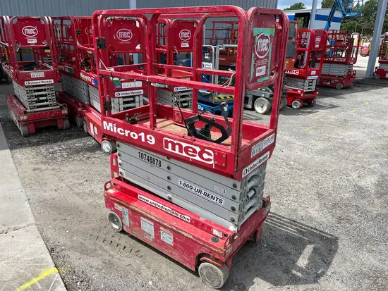 2018 MEC MICRO 19 Scissor Lift