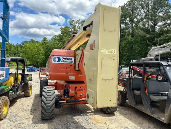 2017 JLG 800AJ Articulating Boom Lift