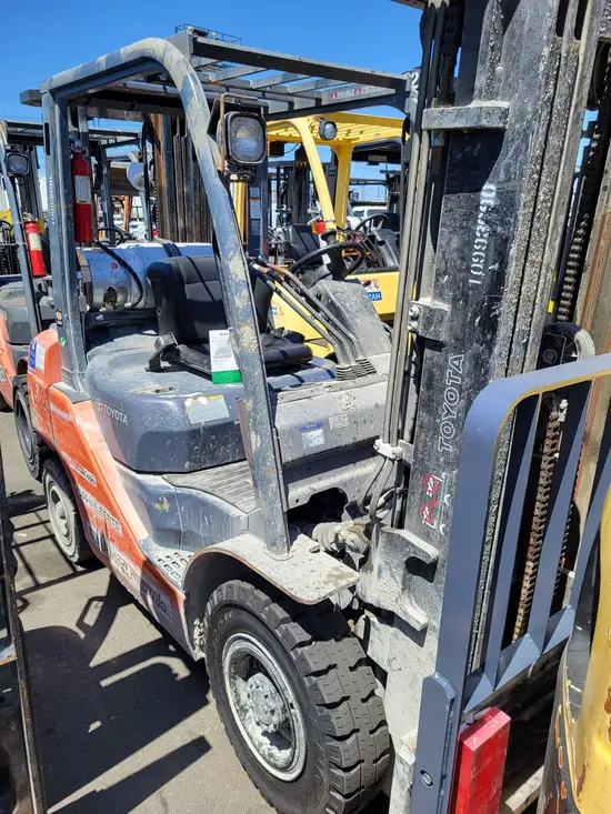 2019 Toyota 8FGU25 Warehouse Forklift