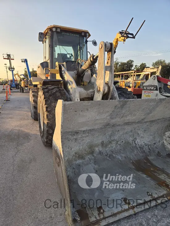 2019 John Deere 544L Wheel Loader