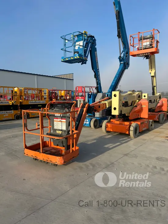 2013 JLG E400AJPN Articulating Boom Lift