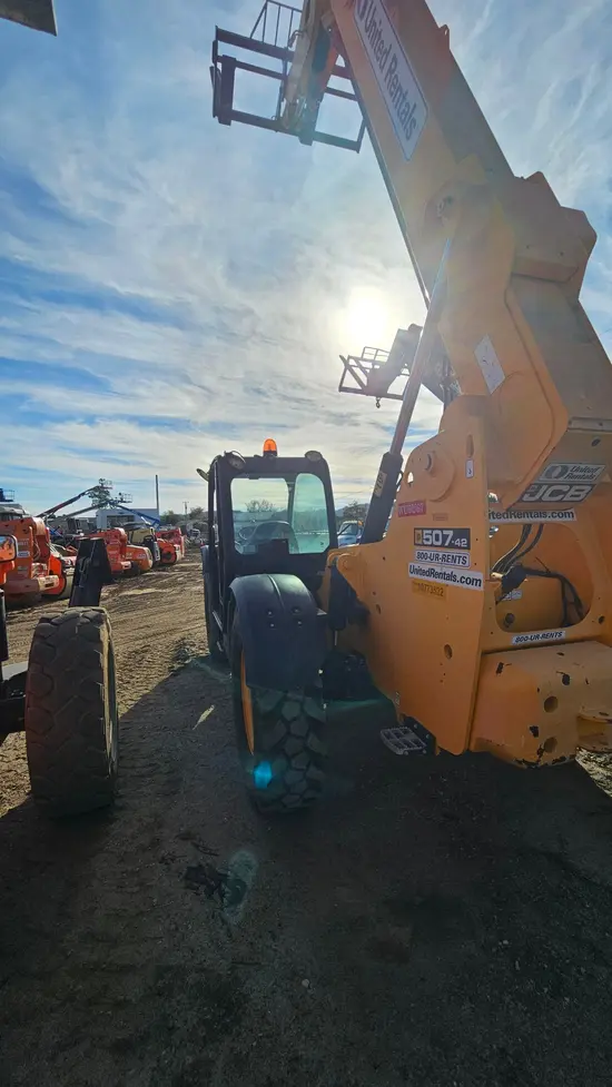 2018 JCB 507-42 Forklift