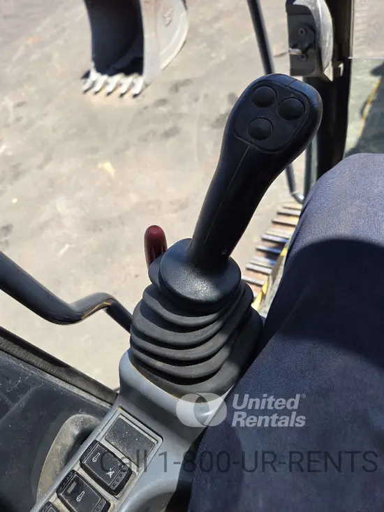 2020 John Deere 245G LC Excavator