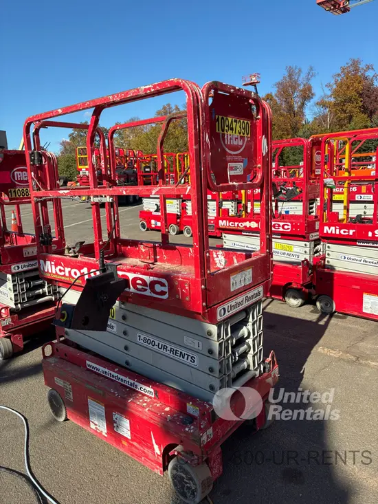 2019 MEC MICRO 19 Scissor Lift