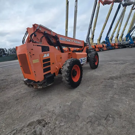 2017 SKYTRAK 6036 Forklift