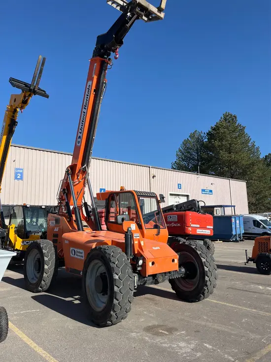 2018 SKYTRAK 6036 Forklift