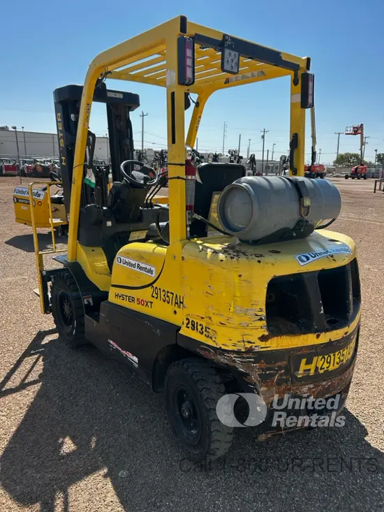2022 HYSTER H50XT Warehouse Forklift