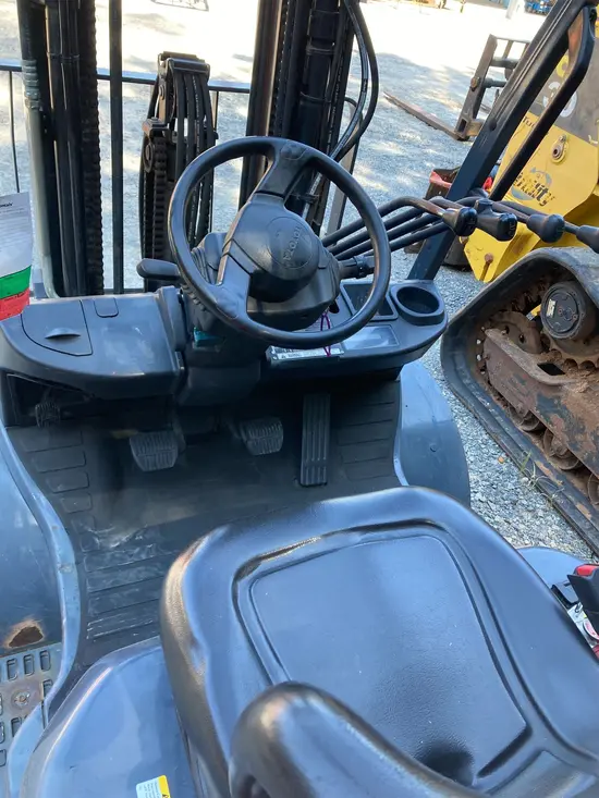 2018 Toyota 8FDU25 Warehouse Forklift