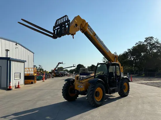 2017 JCB 507-42 Forklift