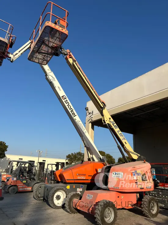 2017 JLG 400S Boom Lift