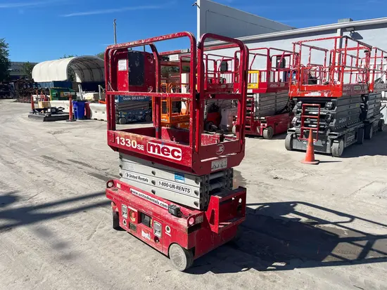 2017 MEC 1330SE Scissor Lift