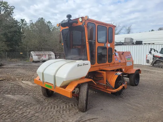 2021 Broce Broom RPT-350 Sweeper