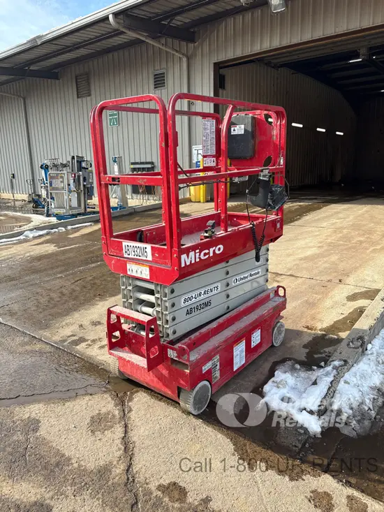 2019 MEC MICRO 19 Scissor Lift