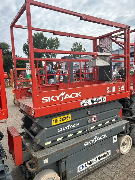 2017 Skyjack SJ3219SC Scissor Lift