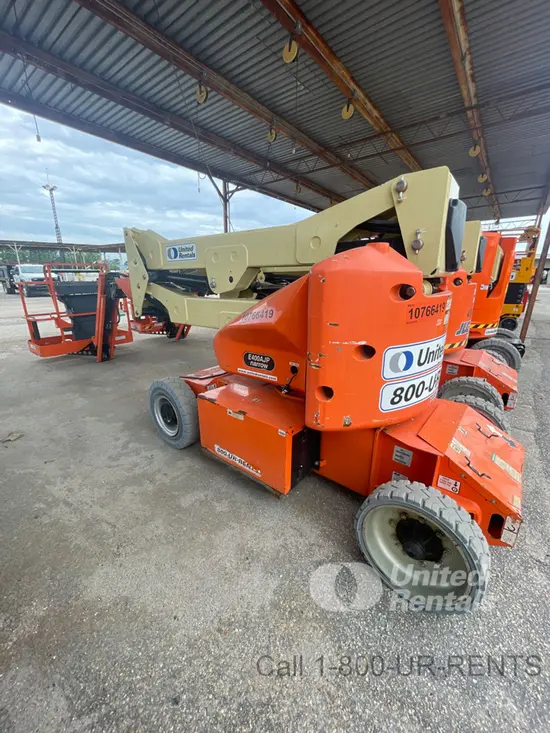 2018 JLG E400AJPN Articulating Boom Lift