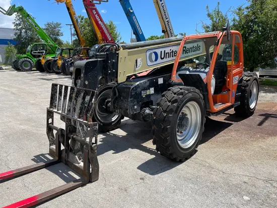 2018 JLG 742 Forklift