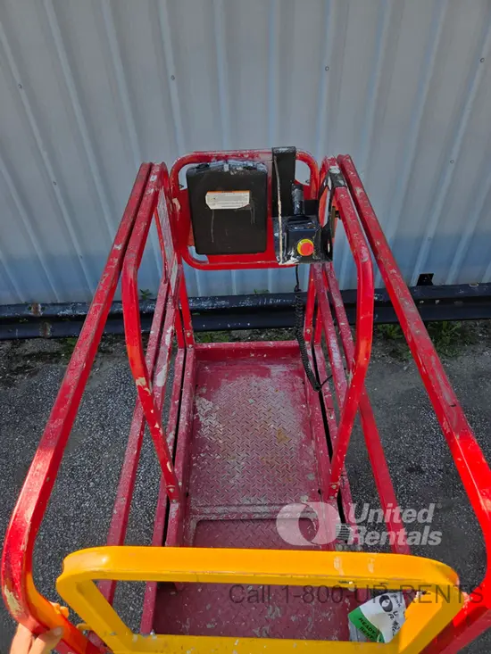 2021 MEC MICRO 19 Scissor Lift