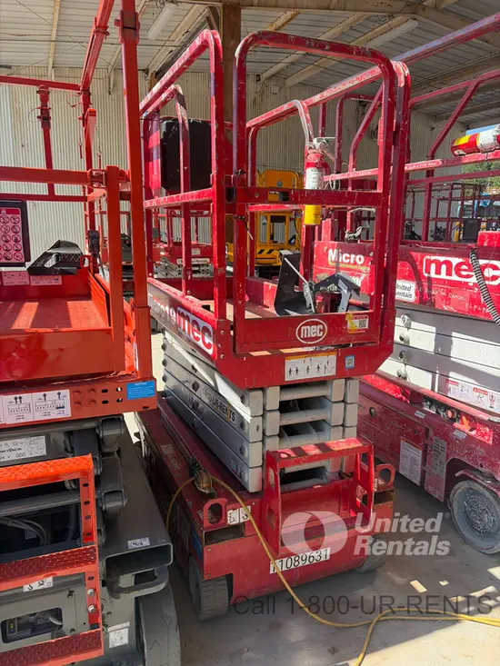 2020 MEC MICRO 19 Scissor Lift