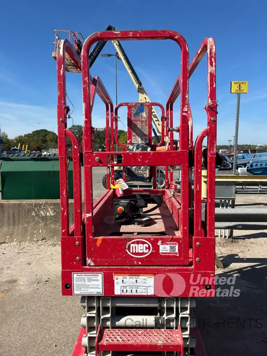 2020 MEC MICRO 26 Scissor Lift