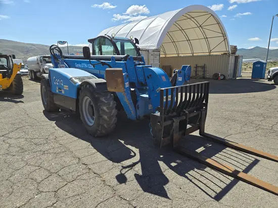 2018 Genie GTH-1256 Forklift