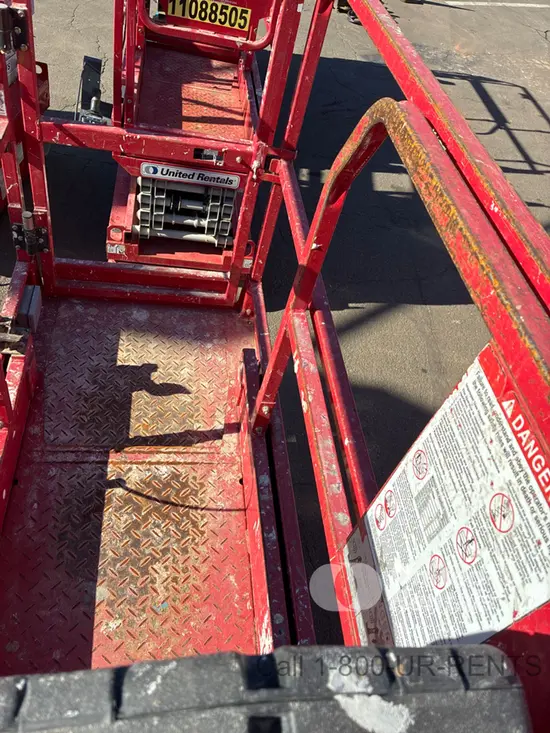 2019 MEC MICRO 19 Scissor Lift