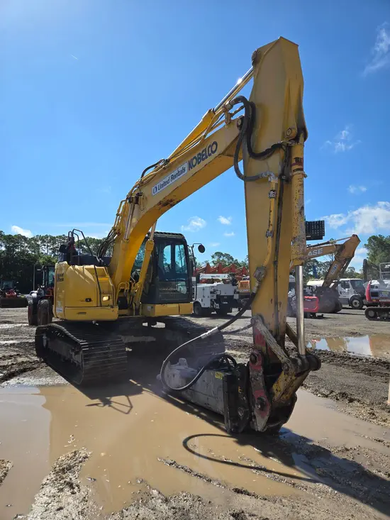 2020 Kobelco SK230SR-5 Excavator